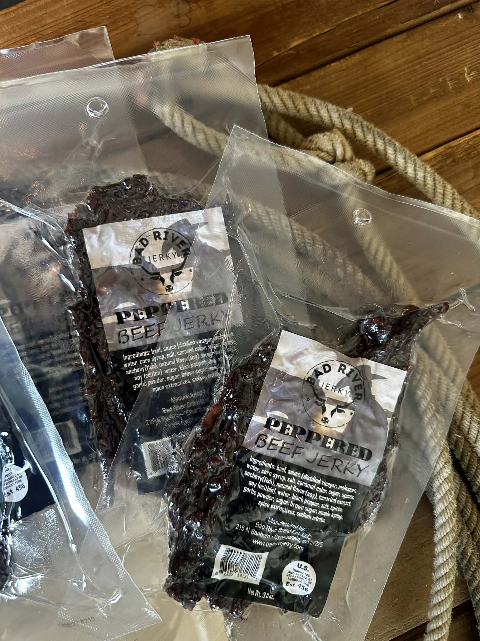 Peppered beef jerky pieces – packaged small-batch jerky product